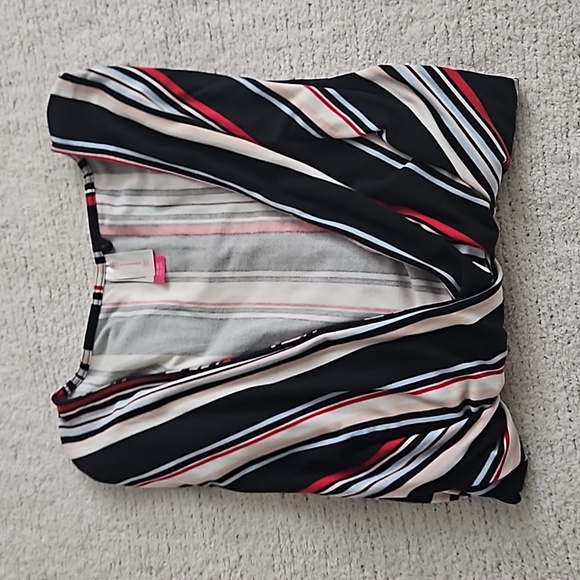 Low Cut V Neck Blouse Long Sleeve - Picture 7 of 7